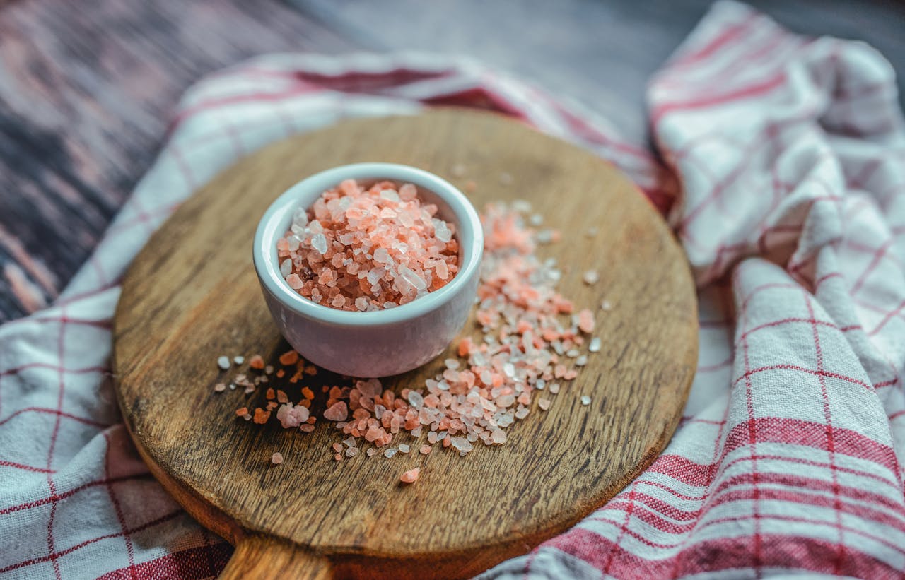 The Spiritual Benefits of Himalayan Salt: A Beginner's Guide